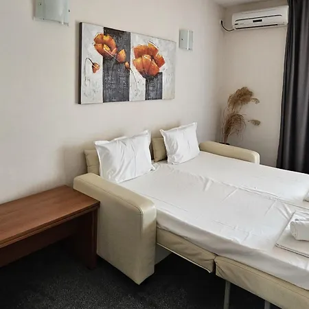 Liani Солнечный берег