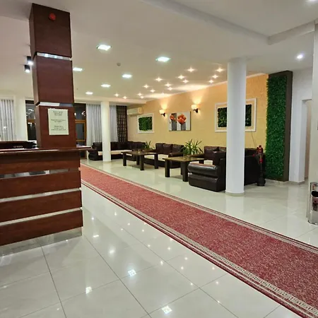 Liani 3*