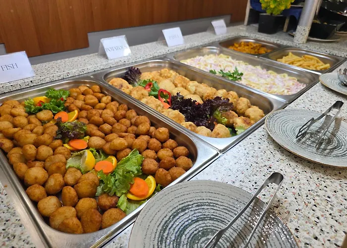 Liani Σάνι Μπιτς